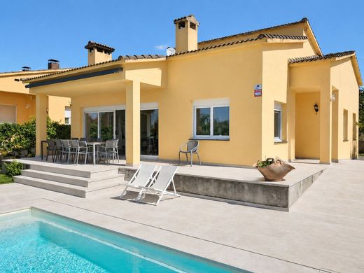 Casa di lusso a Bàscara, Girona