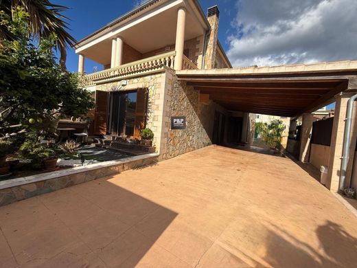 Llucmajor, Illes Balearsの一戸建て住宅