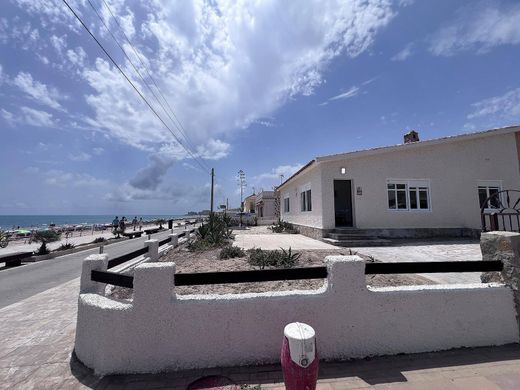 Detached House in Torrevieja, Alicante