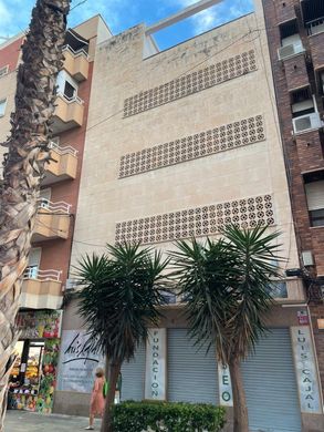 Wohnkomplexe in Torrevieja, Alicante