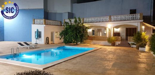 Detached House in Godelleta, Valencia