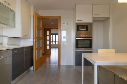 Apartment / Etagenwohnung in Logroño, Provinz La Rioja