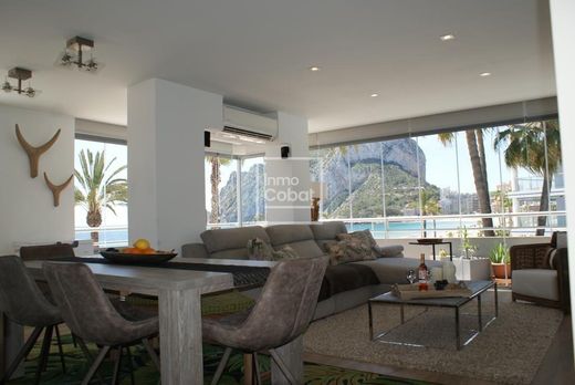 Apartment / Etagenwohnung in Calp, Alicante