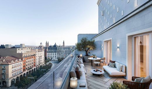 Attico a Saragozza, Aragona