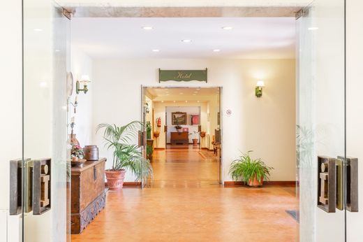 Complexos residenciais - Yesa, Provincia de Navarra