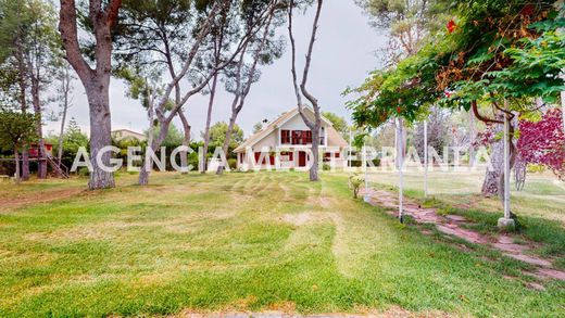 Detached House in Serra, Valencia