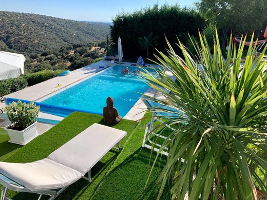 ‏בית חד-משפחתי ב  Valdemorillo, Provincia de Madrid