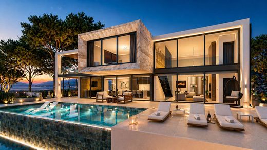 Detached House in Sotogrande, Cadiz