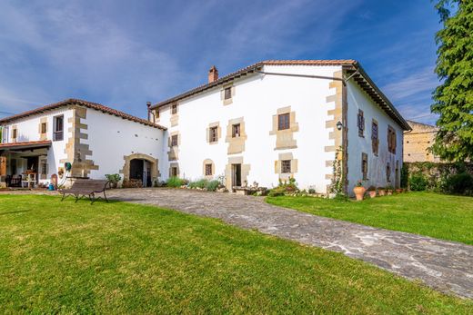 Luxury home in Reocín, Province of Cantabria