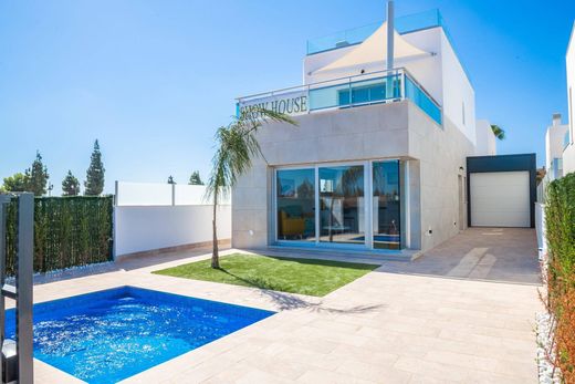 Detached House in Los Alcázares, Murcia