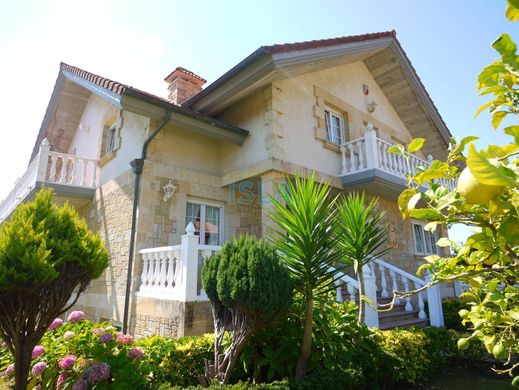 Luxury home in Isla, Province of Cantabria