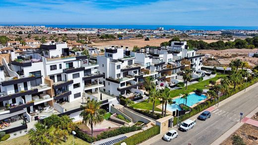Penthouse in Playas de Orihuela, Alicante
