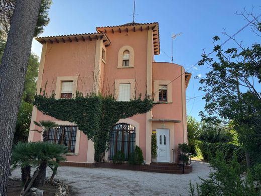 Vrijstaand huis in Tortosa, Província de Tarragona