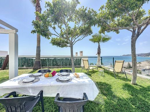 Twee-onder-een-kapwoning in Mojacar, Almería