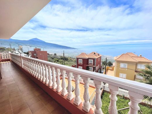Detached House in Santa Úrsula, Province of Santa Cruz de Tenerife