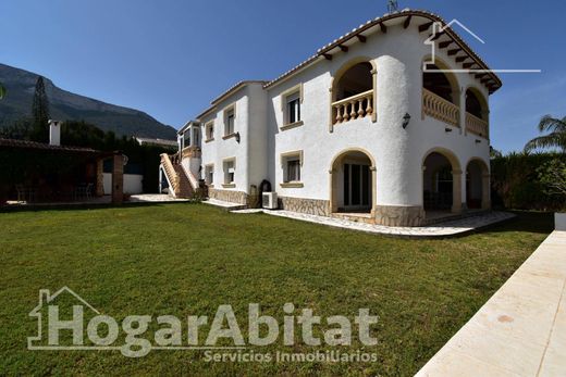 Detached House in Denia, Alicante