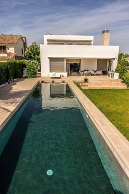 Detached House in Cordova, Province of Córdoba