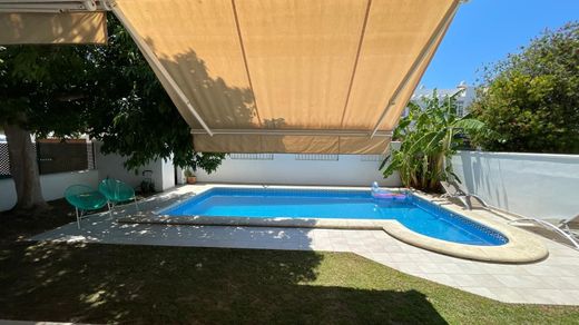 Einfamilienhaus in Chiclana de la Frontera, Cádiz