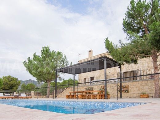 Detached House in Biar, Province of Alicante