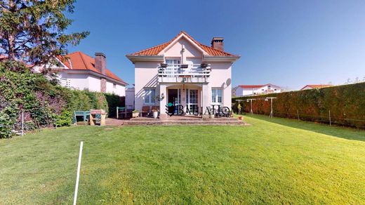 Vrijstaand huis in Santa Cruz de Bezana, Provincia de Cantabria