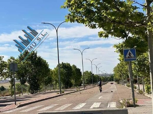토지 / Arroyomolinos, Provincia de Madrid