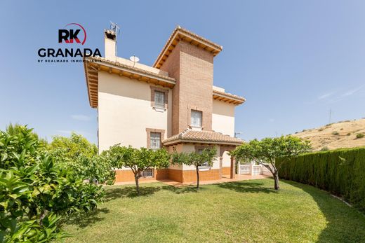 Detached House in Huétor Vega, Granada
