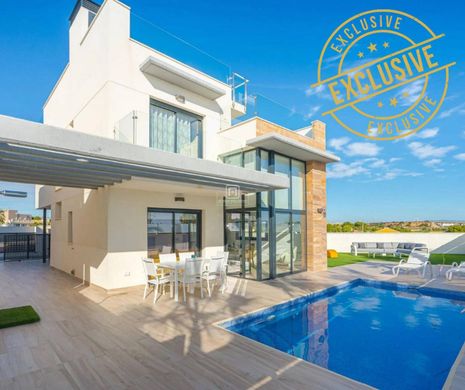 Μονοκατοικία σε Playas de Orihuela, Provincia de Alicante