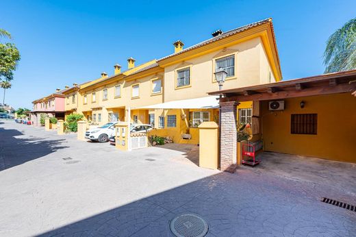 Mehrfamilienhaus in San Pedro de Alcántara, Málaga