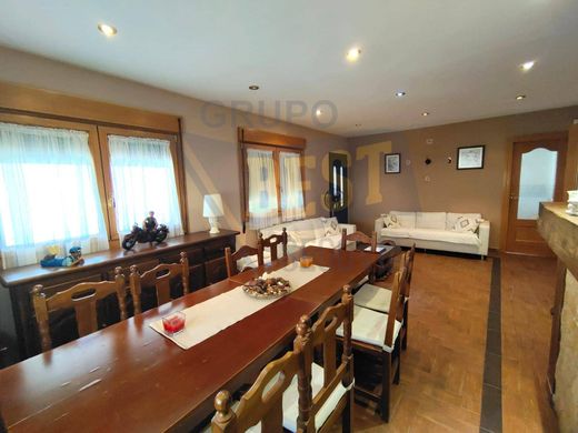 Detached House in Palazuelos de Eresma, Segovia