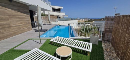 Villa in Finestrat, Alicante