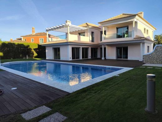 Detached House in Sintra, Lisbon