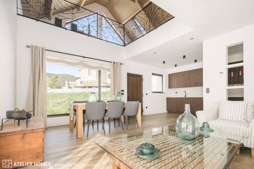Maison individuelle à Castiello de Jaca, Province de Huesca