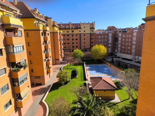 ﺷﻘﺔ ﻓﻲ Alcalá de Henares, Provincia de Madrid