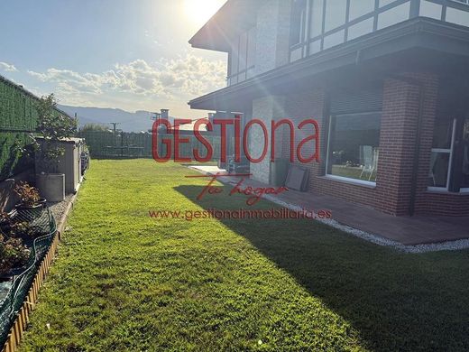 ‏וילה רב-משפחתית ב  Castro-Urdiales, Provincia de Cantabria