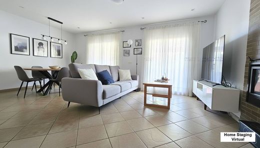 Semidetached House in Estepona, Malaga