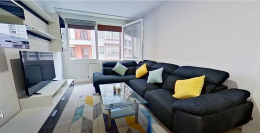 Apartment / Etagenwohnung in Bilbao, Biscaya