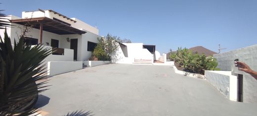 Luxury home in Costa Teguise, Province of Las Palmas