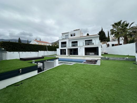 Einfamilienhaus in Benalmádena, Málaga