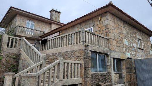 Einfamilienhaus in Vilanova de Arousa, Pontevedra
