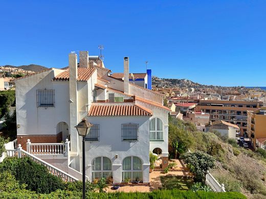 Villa multifamiliale à Rincón de la Victoria, Malaga