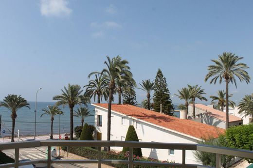 Apartment / Etagenwohnung in Santa Pola, Alicante