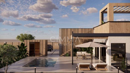 Detached House in Polop, Alicante