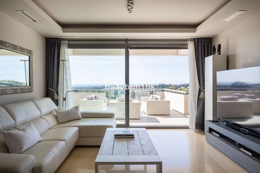 Apartment / Etagenwohnung in Benahavís, Málaga