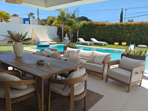 Casa en Petrel, Provincia de Alicante