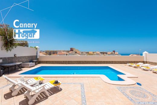 Villa in Adeje, Province of Santa Cruz de Tenerife