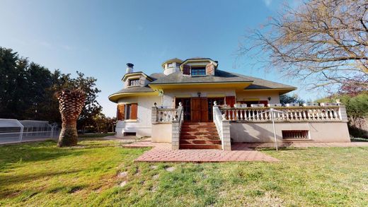 Vrijstaand huis in Zaragoza, Provincia de Zaragoza