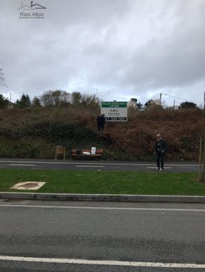 Terreno a Oleiros, Provincia da Coruña