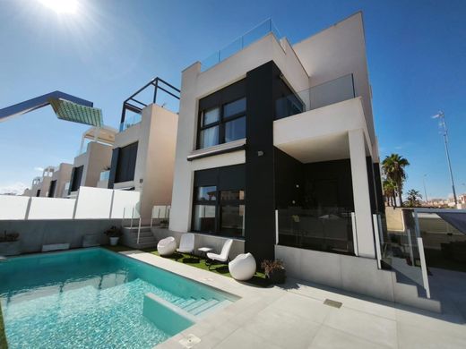 Villa a Playas de Orihuela, Provincia de Alicante