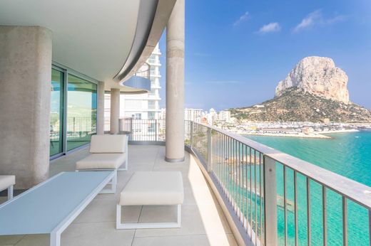 Apartment / Etagenwohnung in Calp, Alicante