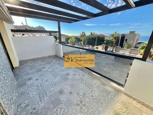 Apartment in Adeje, Province of Santa Cruz de Tenerife